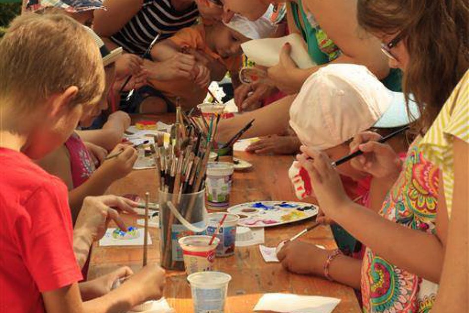 Ilustračný obrázok k článku Recyklované šperky či mandaly z vlny? Bystričania zažijú Deň kreatívcov