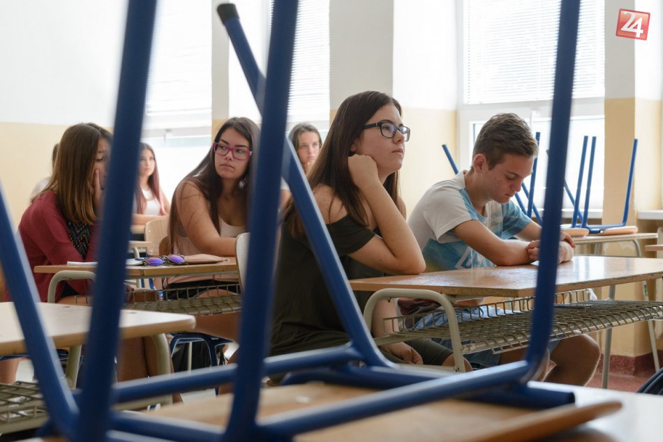 Ilustračný obrázok k článku Najnovšie REBRÍČKY slovenských škôl sú na svete. Ako sa darilo bystrickým?