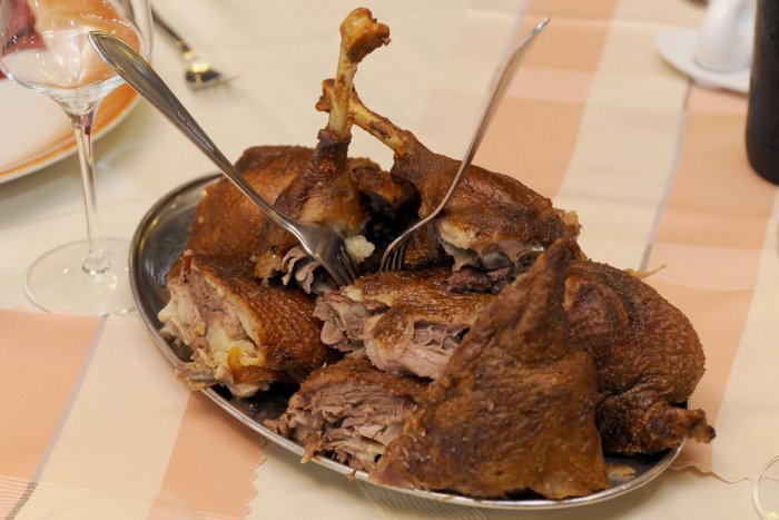 Ilustračný obrázok k článku Nadchádzajúci víkend bude v Slovenskom Grobe kraľovať lahodná husacina