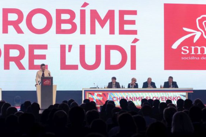 Ilustračný obrázok k článku Webstránka o vládnom balíčku je presmerovaná na porno. Kto je za tým?