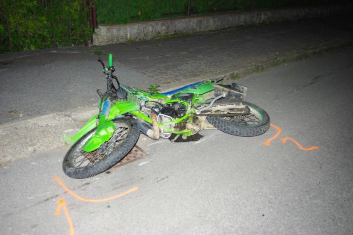 Ilustračný obrázok k článku S tragédiami na cestách sa akoby roztrhlo vrece: Pri nehodách zomreli tínedžeri