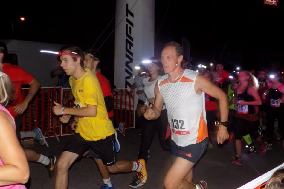 Ilustračný obrázok k článku Nočný beh v Považskej s prekvapením: Dajte pozor na dopravné obmedzenia