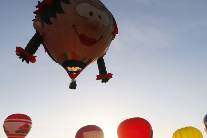 Ilustračný obrázok k článku RANNÁ ŠTVORKA: Čaká nás slnečný piatok. Martiny môžu oslavovať pod holým nebom