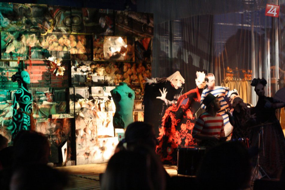 Ilustračný obrázok k článku Jubilejný ročník festivalu Bábkarská Bystrica TOUR 2016 otvoril svoje inšpirácie už 9. septembra