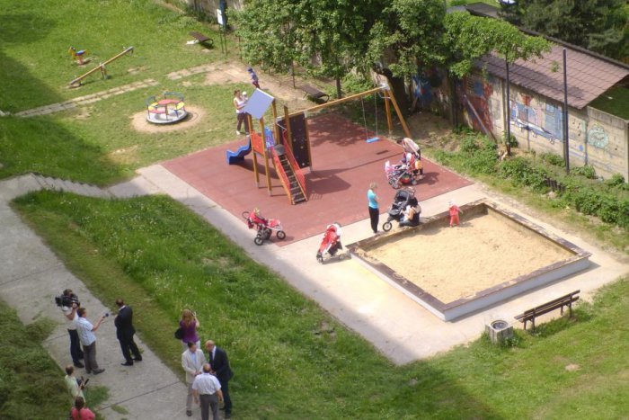 Ilustračný obrázok k článku V Šali pribudne multifunkčné ihrisko: Zašportujú si malí i veľkí