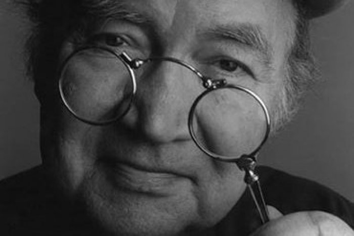 Ilustračný obrázok k článku Veľká strata pre divadelný svet: Zomrel herec nitrianskeho DAB Ján Kováčik (†89)