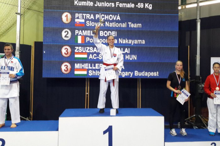 Ilustračný obrázok k článku Podtatranskí karatisti v Záhrebe o medailové priečky: Vyčnievala Pichová