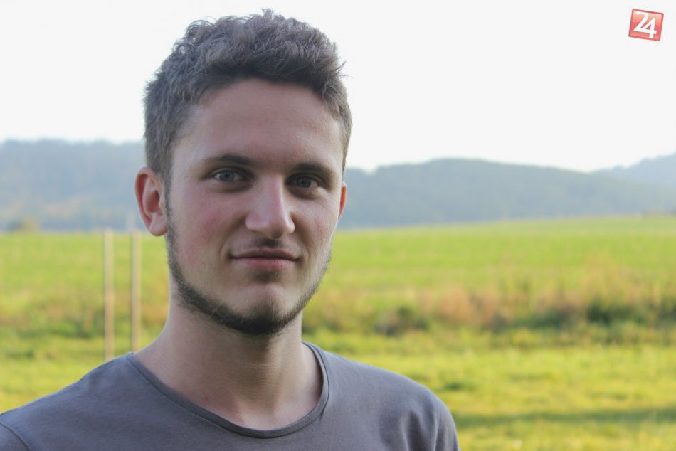 Ilustračný obrázok k článku Aktívne využívanie voľného času sa Jakubovi (18) vyplatilo: Dnes navrhuje zákony