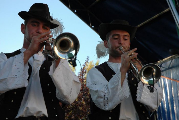 Ilustračný obrázok k článku Dúbravské hody – pre každého niečo