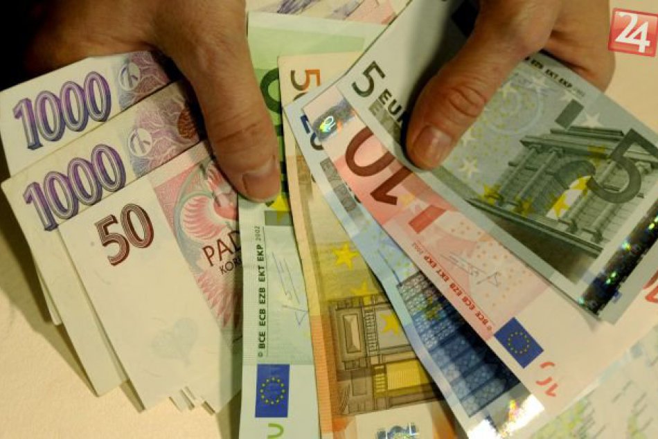 Ilustračný obrázok k článku Hlavná kontrolórka mesta Prievidza bude mať plat vyšší o 30 percent