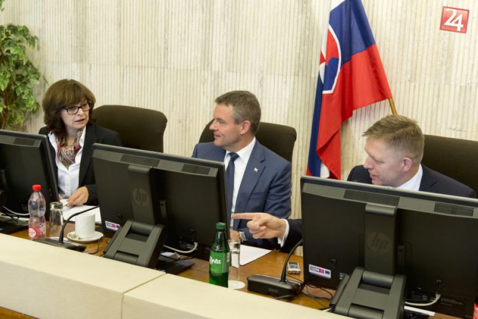 Ilustračný obrázok k článku Vláda odvolala prednostu Okresného úradu v Trnave