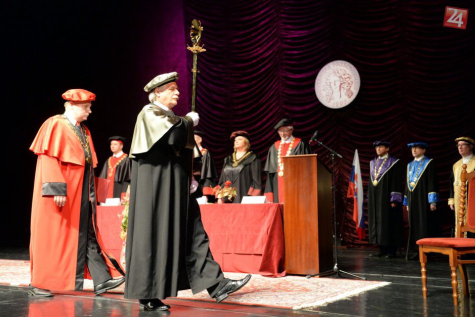 Ilustračný obrázok k článku FOTOREPORTÁŽ: Prešovská univerzita slávnostné zahájila akademický rok