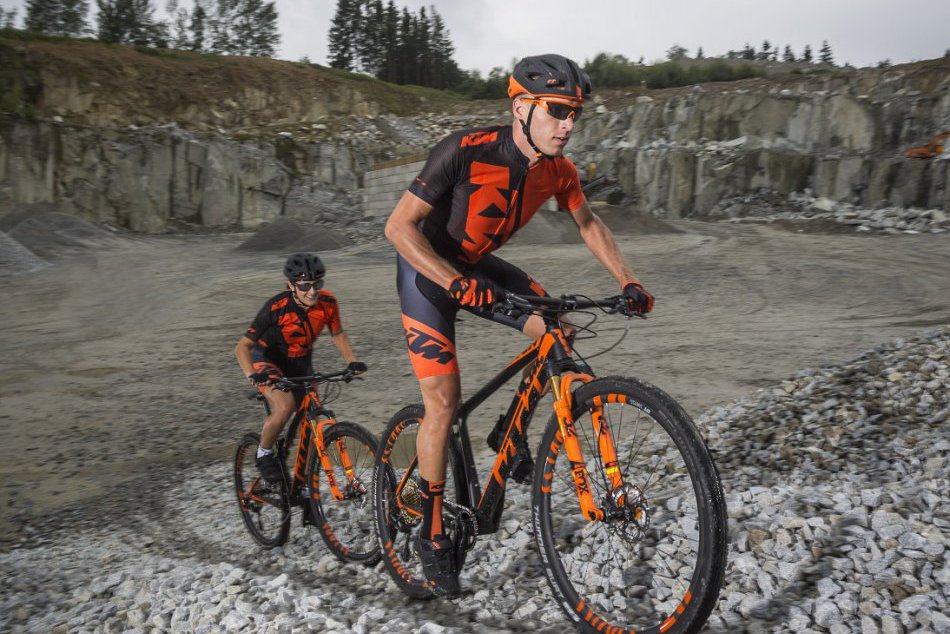 Ilustračný obrázok k článku Zlatý klinec sezóny: Bystričania zabojujú na pretekoch RIDE UPHILL 2016!