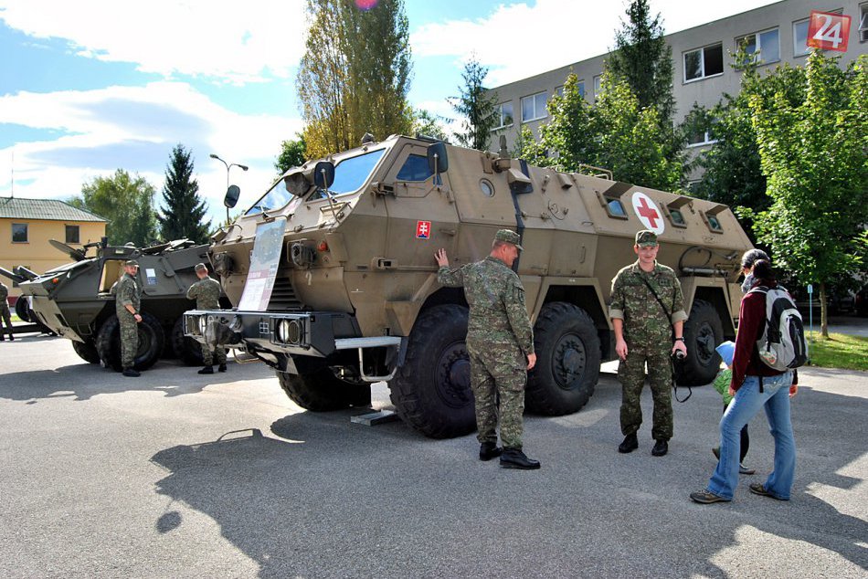 Ilustračný obrázok k článku Cez územie Slovenska sa bude presúvať vojenská technika aj z Rožňavy