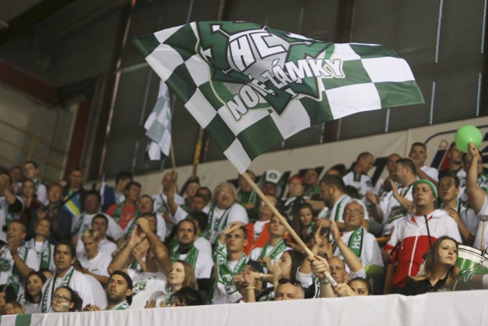 Ilustračný obrázok k článku Zámockí hokejoví fanúšikovia sa môžu tešiť: Prichádza slovensko-maďarský pohár!