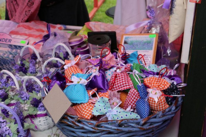 Ilustračný obrázok k článku Bratislavské Primaciálne námestie cez víkend ožije Radničkiným trhom