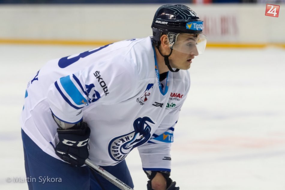 Ilustračný obrázok k článku Na striedačke kamzíkov dve zmeny: Nenaplnili klubové očakávania