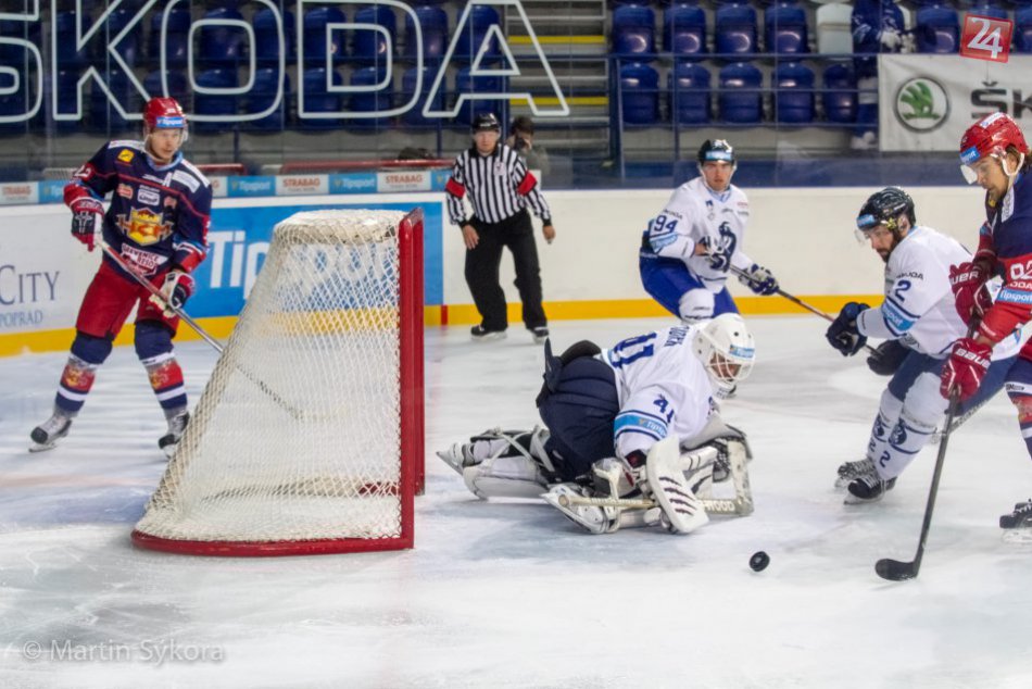 Ilustračný obrázok k článku Kamzíkom to so Zvolenom nevyšlo: V kabíne bolo po zápase horúco