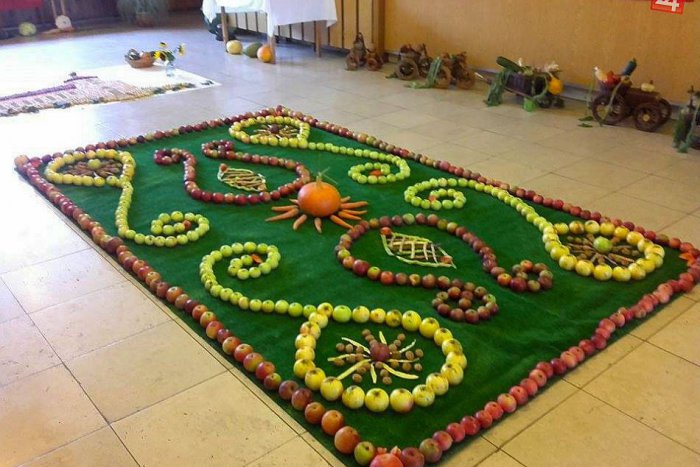 Ilustračný obrázok k článku FOTO: Neďaleko Brezna vznikli nádherné diela. Výšivka či kostol z darov prírody