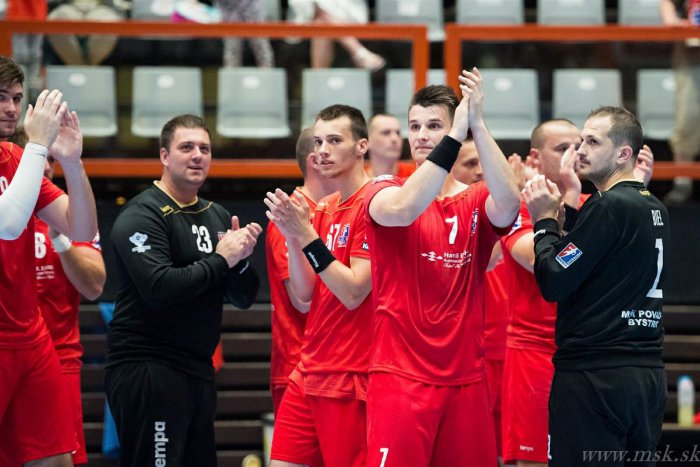 Ilustračný obrázok k článku Považskej domáca premiéra vyšla: Vzadu kraľoval Biel, vpredu Macháč, VIDEO