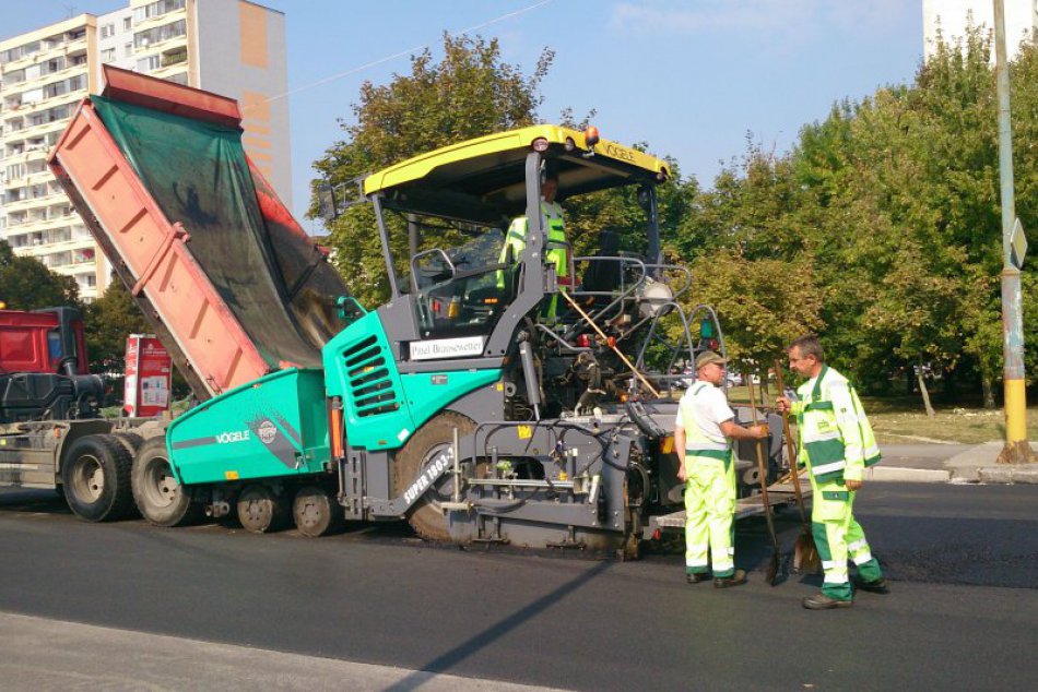 Ilustračný obrázok k článku Magistrát plánuje do konca roka opraviť ešte 13 kilometrov bratislavských komunikácií