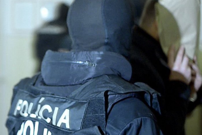Ilustračný obrázok k článku Vydarená akcia. Polícia zadržala pravú ruku mafiánskeho bossa