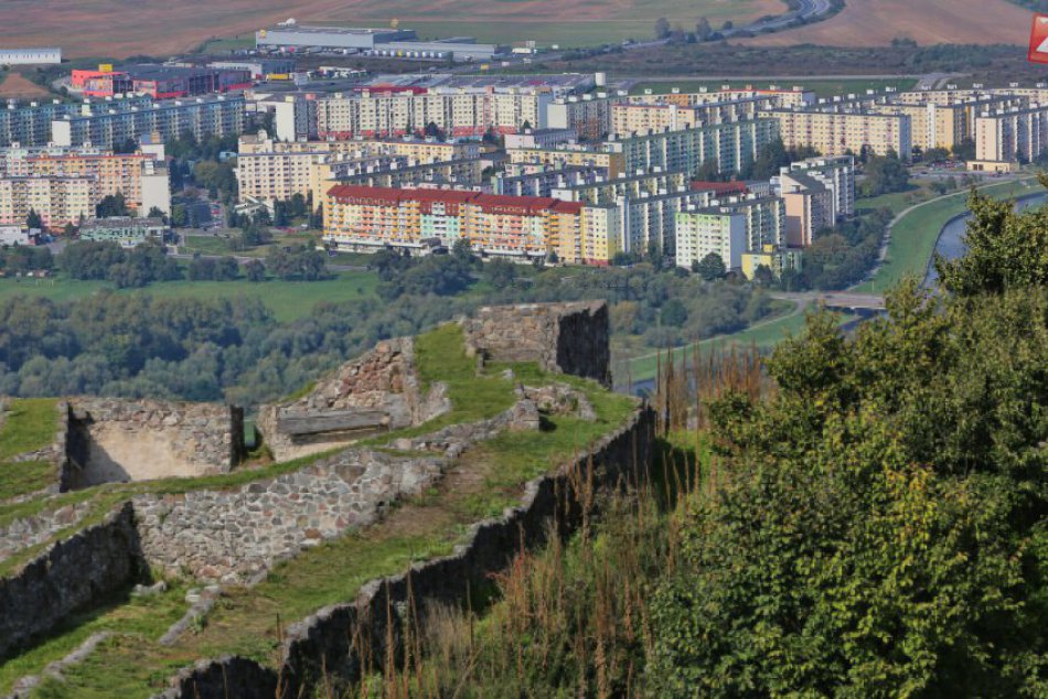 Ilustračný obrázok k článku Na Pustom hrade opäť odhalili kus histórie. Toto je najzaujímavejší objav sezóny