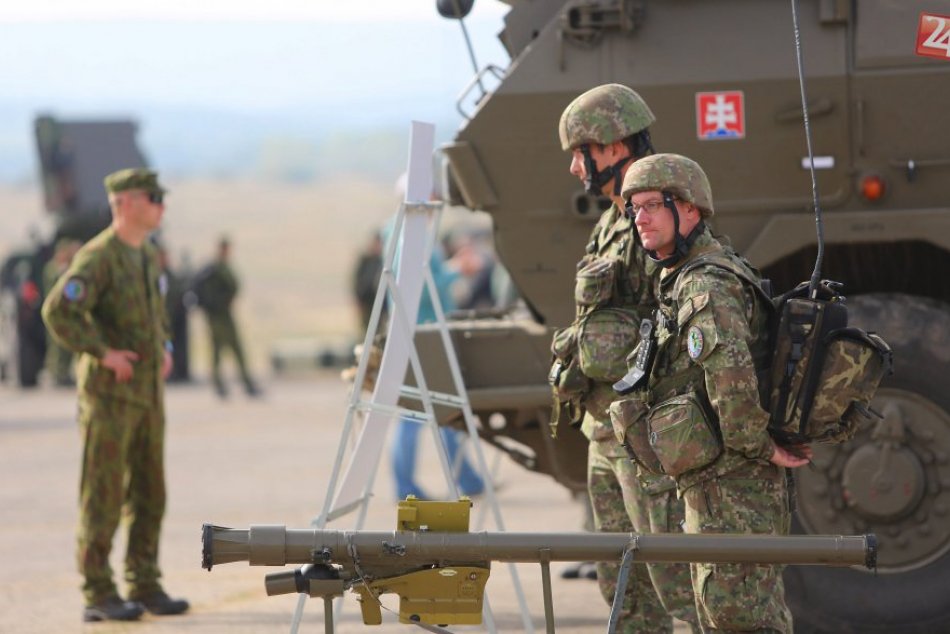 Ilustračný obrázok k článku Pripomenú si odkaz hrdinov SNP: Pripravujú vojenskú prehliadku v Banskej Bystrici