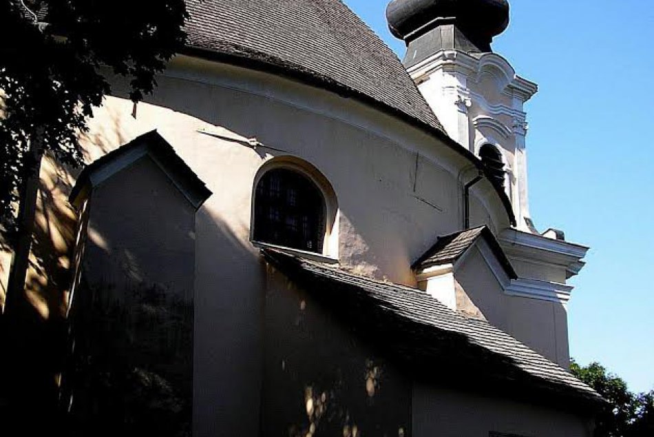 Ilustračný obrázok k článku Svätoštefanská  koruna a dúbravské hody