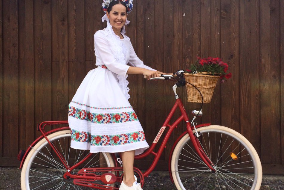 Ilustračný obrázok k článku Rozhovor s Miss Folklór: Vyspovedali sme krásnu Michalovčanku Veroniku