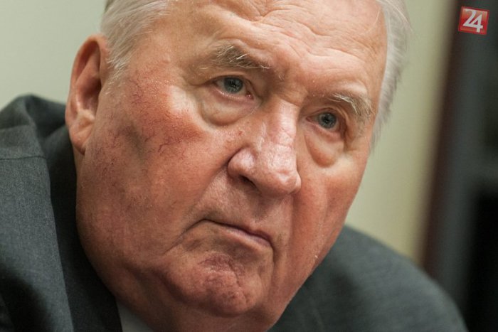 Ilustračný obrázok k článku MIMORIADNA SPRÁVA: Zomrel prvý slovenský prezident Michal Kováč