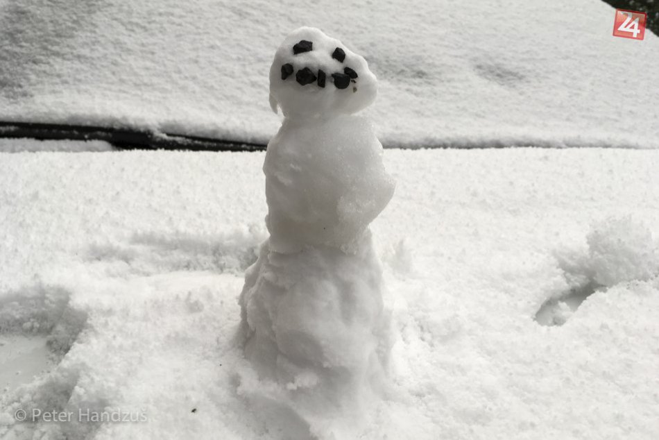 Ilustračný obrázok k článku V Tatrách hrozí lavínové nebezpečenstvo: Hory môžu byť zradné, hlavne teraz