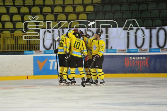 Ilustračný obrázok k článku Žilinskí hokejisti na mikulášskom ľade: Vrátia vlci Liptákom požičané?
