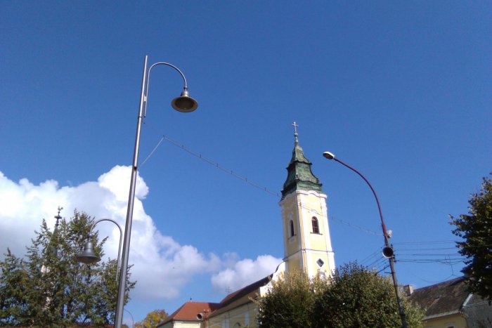 Ilustračný obrázok k článku Rekonštrukcia verejného osvetlenia v Lučenci? Naposledy pred 13 rokmi
