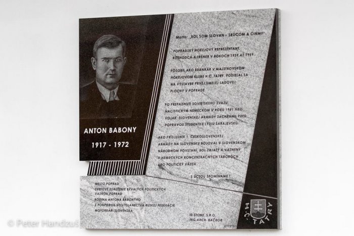 Ilustračný obrázok k článku Babony je navždy spätý s popradským hokejom: Legenda aj na štadióne