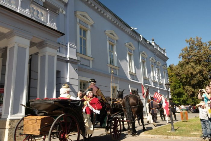 Ilustračný obrázok k článku Grófovi Huňadymu patril neďaleký kaštieľ: Osudnou sa mu stala exotická poľovačka