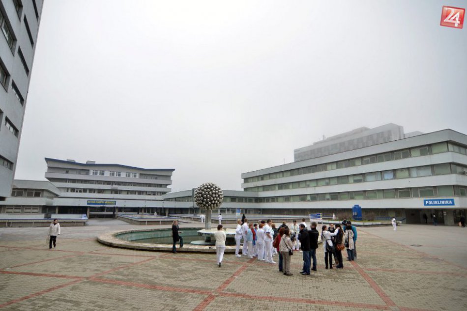 Ilustračný obrázok k článku Máte niekoho v Rooseveltovej nemocnici? Do odvolania platí zákaz návštev