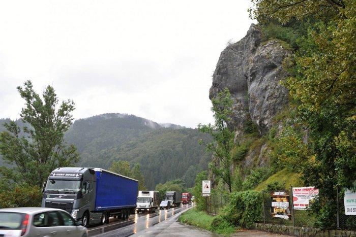 Ilustračný obrázok k článku Termín protihavarijných opatrení na brale Strečno je známy: Projekt je rozdelený do troch etáp