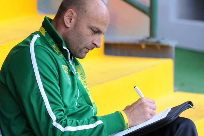 Ilustračný obrázok k článku Tréner Guľa pred zápasom: Pravda leží na ihrisku, máme sa však o čo oprieť