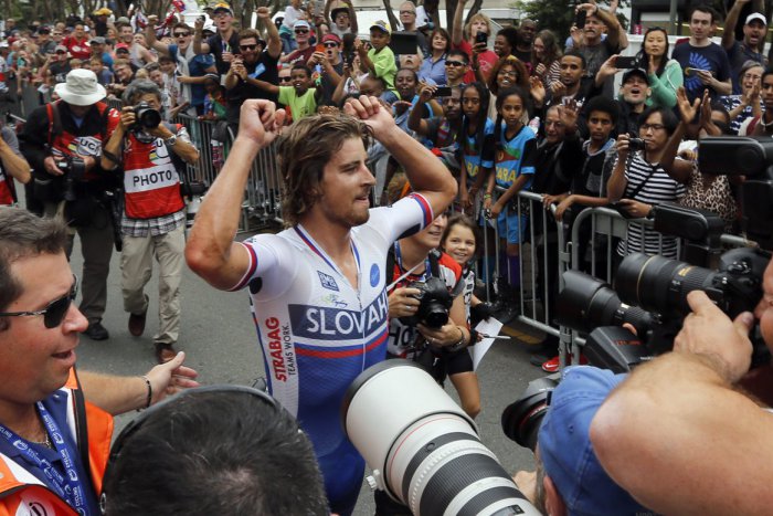 Ilustračný obrázok k článku Ohlasy médií: Znova Sagan, vyhral a hneď si dal pivo ako pán
