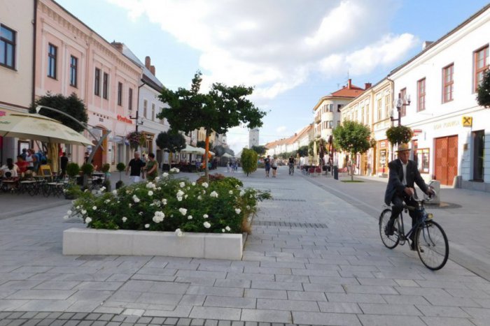 Ilustračný obrázok k článku Trnava chce vystavať parkovací dom pre bicykle: Začať by mohli na jeseň