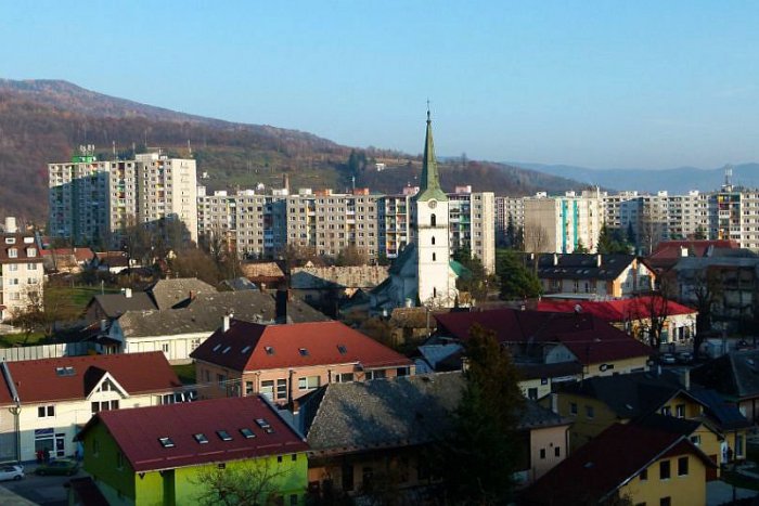 Ilustračný obrázok k článku Boj o titul najkrajšie mesto Slovenska. Ako sa pár dní pred finišom darí Revúcej?