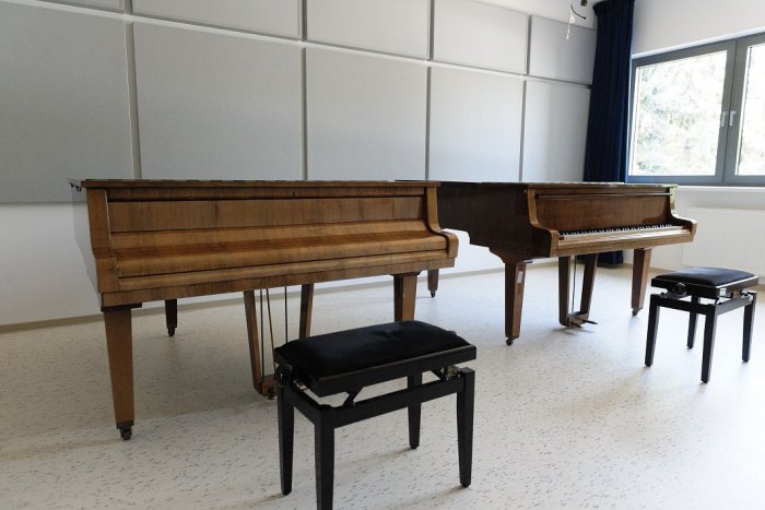 Ilustračný obrázok k článku Večan Marek Molnár v ROZHOVORE: Aktívne sa zapájame do diania v meste i regióne!