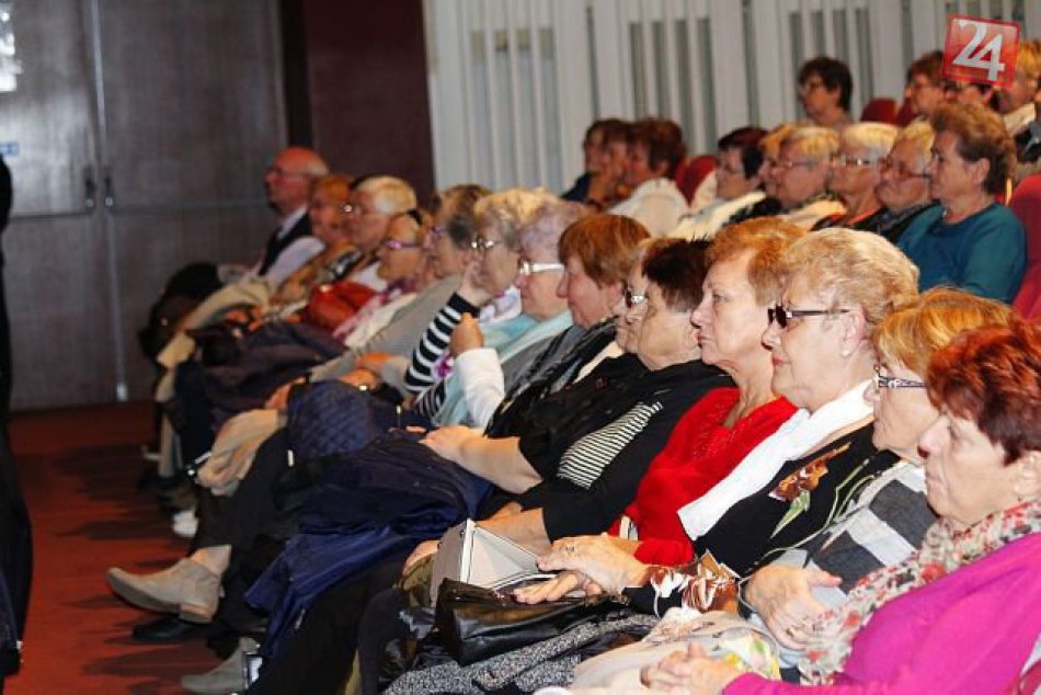 Ilustračný obrázok k článku OBRAZOM: Michalovce si uctili obyvateľov mesta v seniorskom veku