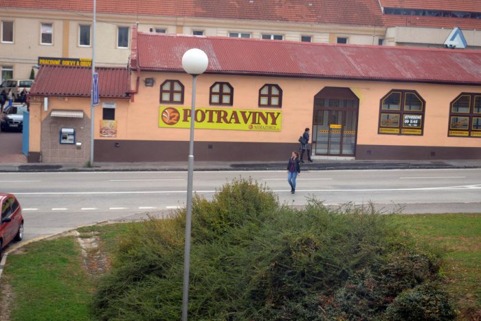 Ilustračný obrázok k článku Medzi Mestským úradom v Nitre a Polygonom bude osvetlený priechod pre chodcov