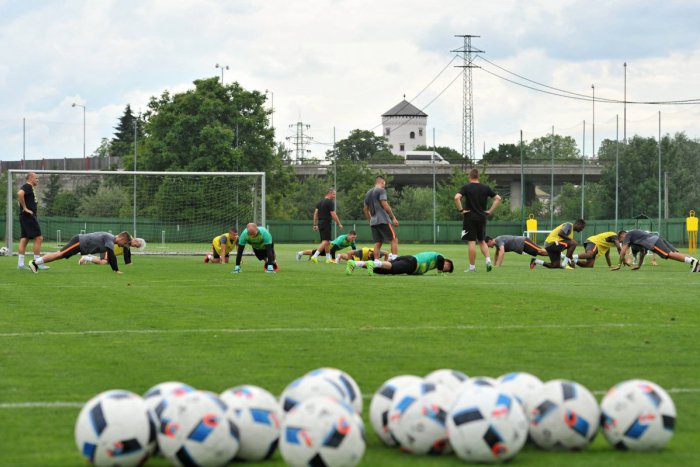 Ilustračný obrázok k článku Rozpis zvyšných jesenných zápasov Šošonov: Aktualizované časy výkopov