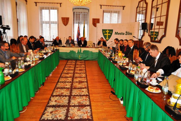 Ilustračný obrázok k článku Riešenie pre obyvateľov bytovky na Bratislavskej: Na čo sa použije 150 000 eur?