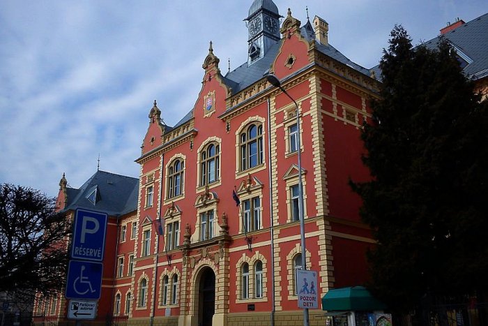 Ilustračný obrázok k článku Polícia v pohotovosti. Preveruje bombovú hrozbu na bystrickom Krajskom súde