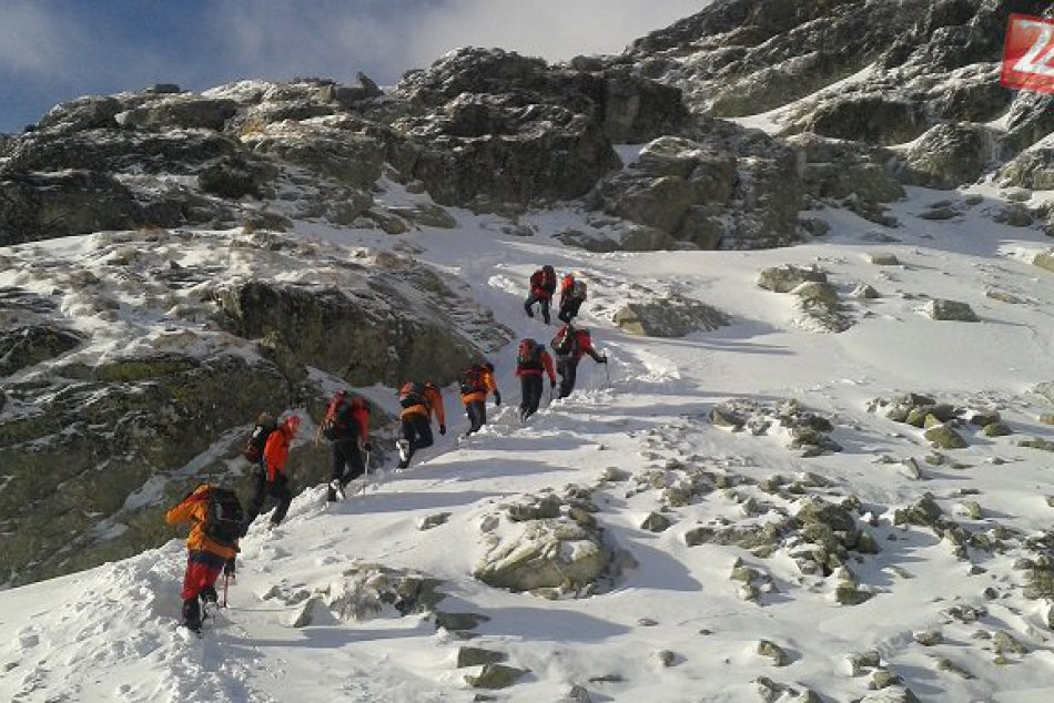 Ilustračný obrázok k článku Úspešná záchranná akcia: Poliaci prežili studenú noc vo Vysokých Tatrách