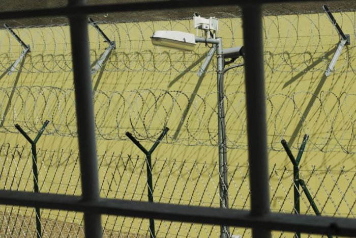 Ilustračný obrázok k článku Útok obuškom v Nitre mal mať rasový motív: Obvinený Lukáš čaká na trest vo väzení